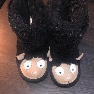 Emu boots